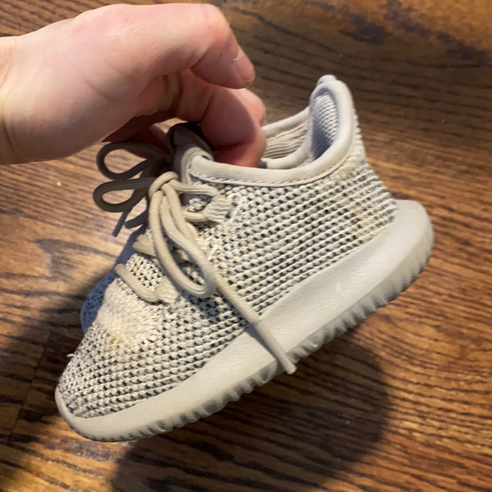 Adidas - Picture 2 of 4